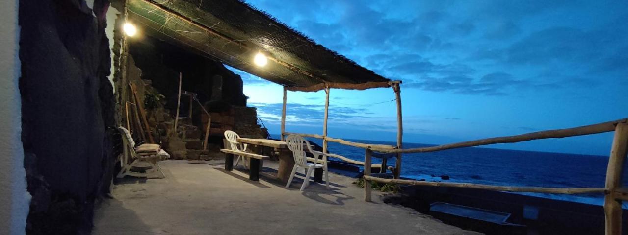 Casita Pajero En El Pozo De Las Calcosas, El Hierro Exterior foto